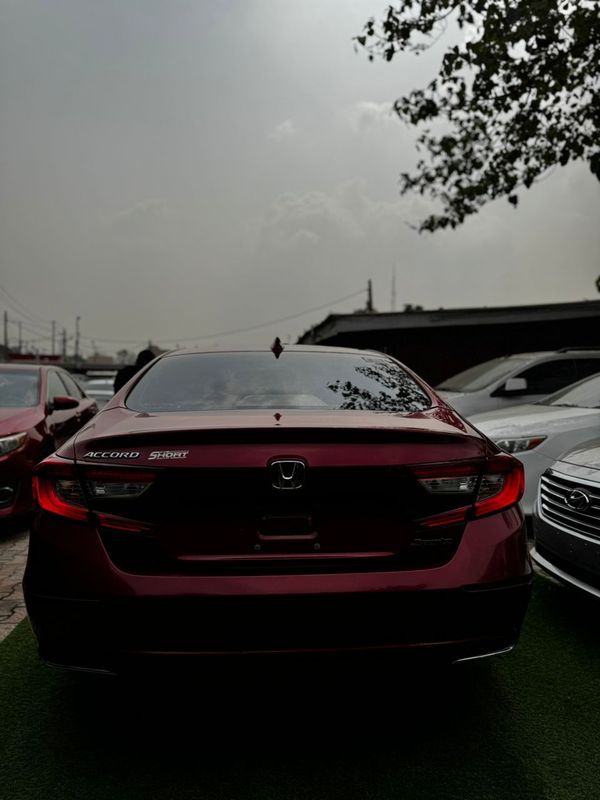 Thumbnail 4 of 2018 Honda Accord sport